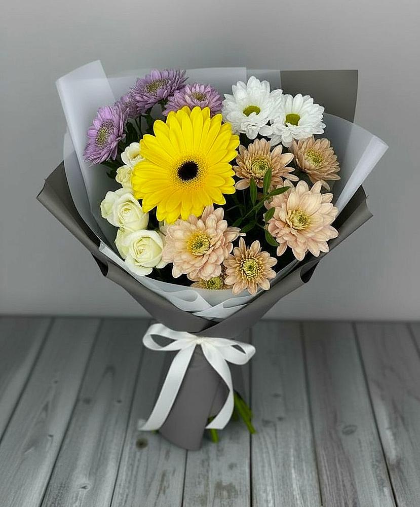 Букет цветов из: Розы, Герберы и Хризантемы в Преображенской