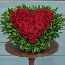 Цветочная композиция из Розы в виде сердца #REPLACE_PRED# Преображенской