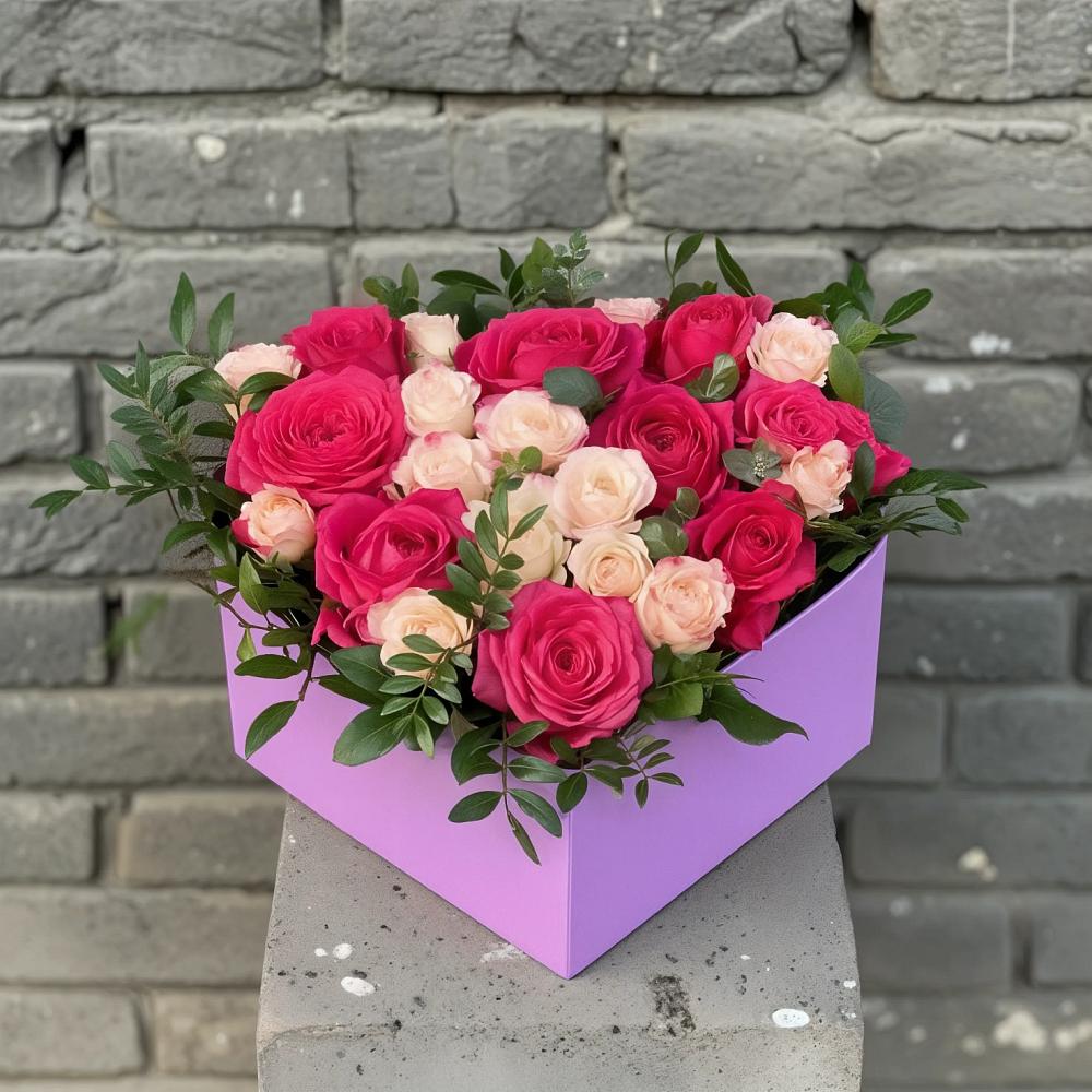 Цветочная композиция из Розы в коробке в Преображенской