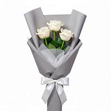 Букет 3 белые розы в Преображенской