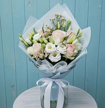Букет цветов из:  Розы и Лизиантусы в Преображенской