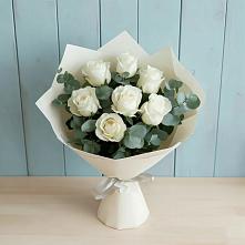 Букет Белые розы в Эвкалипте в Преображенской