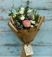 Букет цветов из:  Розы и Лизиантусы в Преображенской